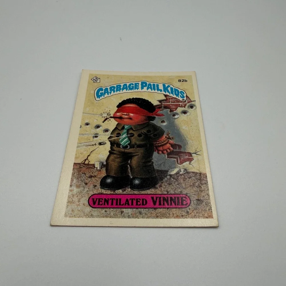 1985 Topps Garbage Pail Kids Series 3 Ventilated Vinnie 82b Matte Sticker Card - Picture 2 of 5